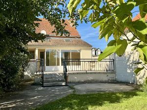 Vente maison 5 pièces 91 m² à Amilly (45200)  165 000 €