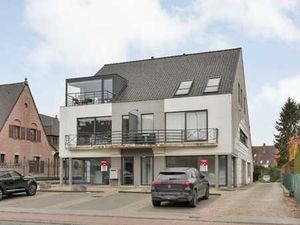 Local commercial situé à louer au centre-ville de Waregem