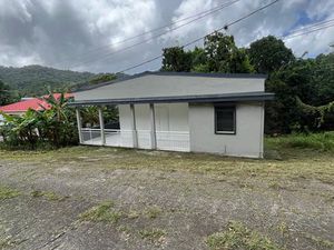 Maison 2 chambres – Bon climat  proche rivières et sites naturels (Plaines  Pointe-Noire) 