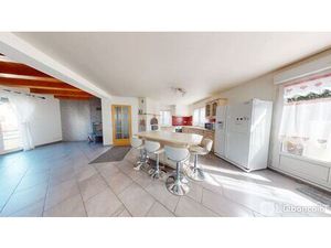 Maison 6 pièces 201 m²