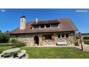 Pavillon 8 pièces 215 m²