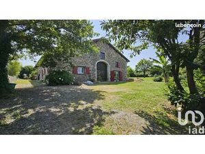 Maison 8 pièces 195 m²