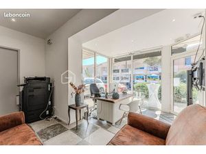 Local commercial 105 m²