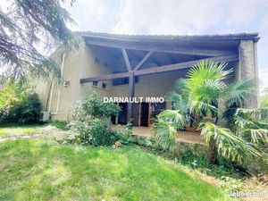 Maison 8 pièces 258 m²