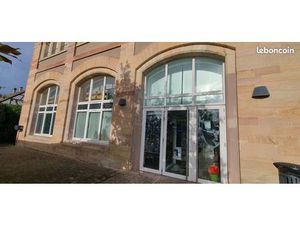 Local 299 m² Benfeld