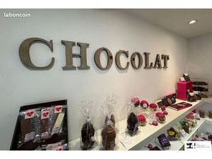 Chocolaterie  pâtisserie 216 m² CAZERES
