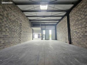 Local d'activité 178 m²