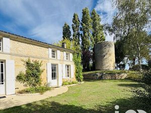 Propriété 7 pièces 318 m²