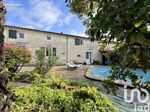 Propriété 9 pièces 247 m²