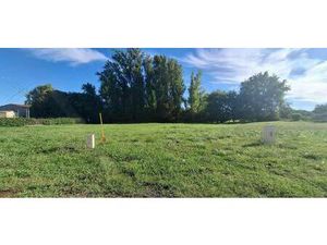 Terrain constructible viabilisé à vendre