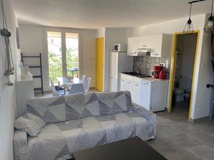 Location meublée appartement 2 pièces 35 m² à Le Grau-du-Roi (30240)  520 €