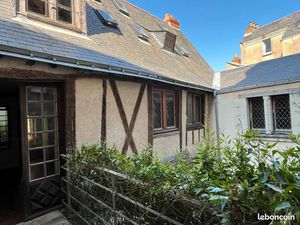 ANGERS / Château – Maison XVI ème – T5 – 3 chambres – 155m2