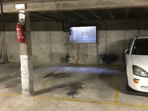 Place de parking à Louer Clamart