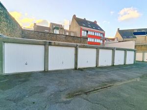6 garageboxen te koop te Oostende!*
