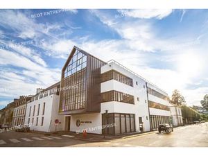 À LOUER - BUREAUX 200 m² - PONTIVY