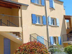 Appartement de 81 54 m² à Velaux