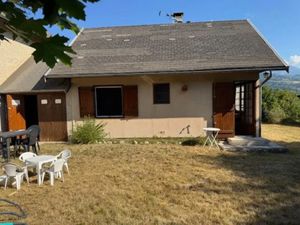Vente maison 3 pièces 55 m² à Crots (05200)  235 000 €