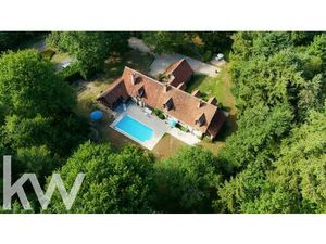 Achat Maison 8 pièces 295m²