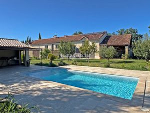 Vente maison 9 pièces 431 m² à Saint-Pierre-de-Mézoargues (13150)  798 000 €