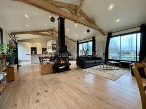 Maison de 166 m² à Corseul