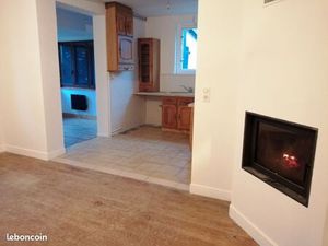 Maison F5 de 130m² refaite à neuf - 1350m² de jardin - Garage