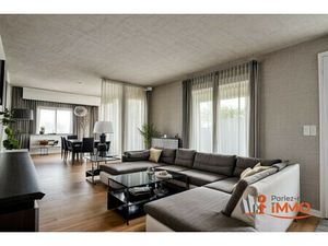 MAISON SEMI-ENTERREE