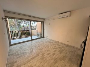 Location Appartement 1 pièce 22m² SANARY SUR MER 83110