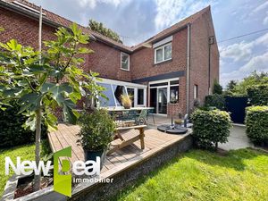 Vente maison 11 pièces 185 m² à Lecelles (59226)  349 000 €