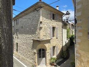 Vente maison 5 pièces 165 m² à Rochefort-du-Gard (30650)  420 000 €