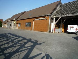 Local professionnel à vendre LA CROIX SUR OURCQ 14 pièce(s) 1230m2 268 000€