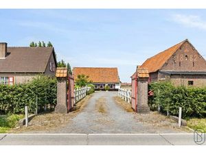 Huis te koop in Deinze met 3 slaapkamers