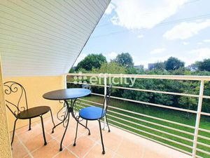 Annonce vente maison 8 pièces de 230m2 à Acigne (35690) - ParuVendu.fr ref 992782391909