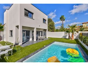 Vente terrain 450 m² à Saint-Clément-de-Rivière (34980)  220 000 €