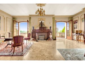 Maison de caractère de 283 m² avec dépendances et fort potentiel sur plus de 9 000 m² de t