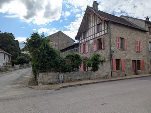 Vente maison 5 pièces 155 m² à Eymoutiers (87120)  99 000 €