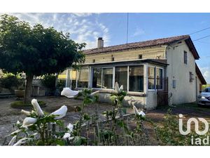 Vente maison 6 pièces 135 m² à Pouillac (17210)  127 000 €