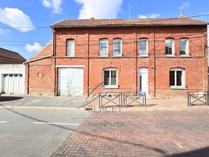 Maison à vendre FAMARS 4 pièce(s) 83m2 157 000€