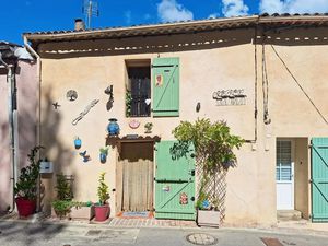 Vente maison 3 pièces 90 m² à La Verdière (83560)  180 000 €