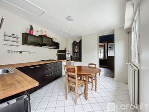 Maison T7 près de MORBECQUE à vendre