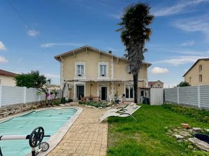 Vente maison 7 pièces 180 m² à Saint-Médard-de-Mussidan (24400)  295 000 €