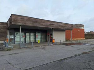 Surface commerciale à vendre à Rue des Préaux 18 Basècles (VBD24806)