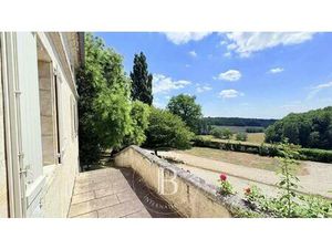 Entre Cognac et Angoulême - Ancien domaine viticole de 5 8 hectares