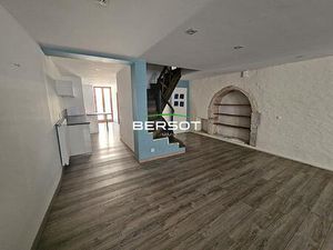 Charmante maison avec jardin - triplex - Centre-ville de Baume-les-Dames !