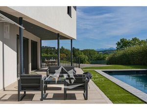 Villa de luxe à vendre à Cuvat