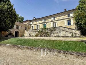 Maison de luxe à vendre à Moulidars