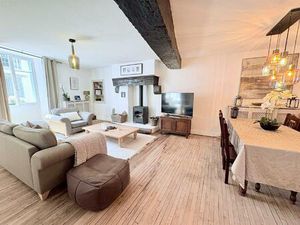 Maison de ville rénovée dans le centre du Dorat