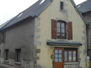 Location appartement 3 pièces 55 m² à Fursac (23290)  470 €