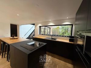 Location meublée maison 4 pièces 164.3 m² à Croix (59170)  1 600 €