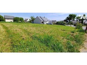 Terrain constructible viabilisé à vendre