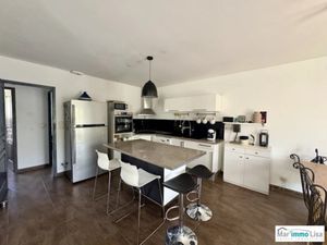 Vente maison 4 pièces 82 m² à Mallemort (13370)  430 000 €